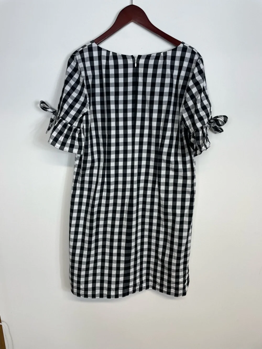 J. Crew Black and White Gingham Shift Dress w/ Tie Sleeves Size Medium